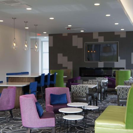 Hotel La Quinta By Wyndham Mobile Exteriér fotografie