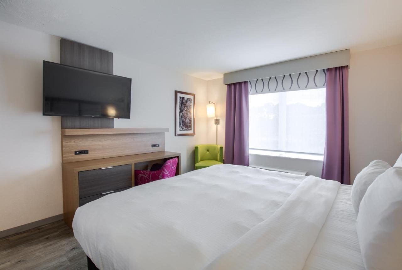 Hotel La Quinta By Wyndham Mobile Exteriér fotografie