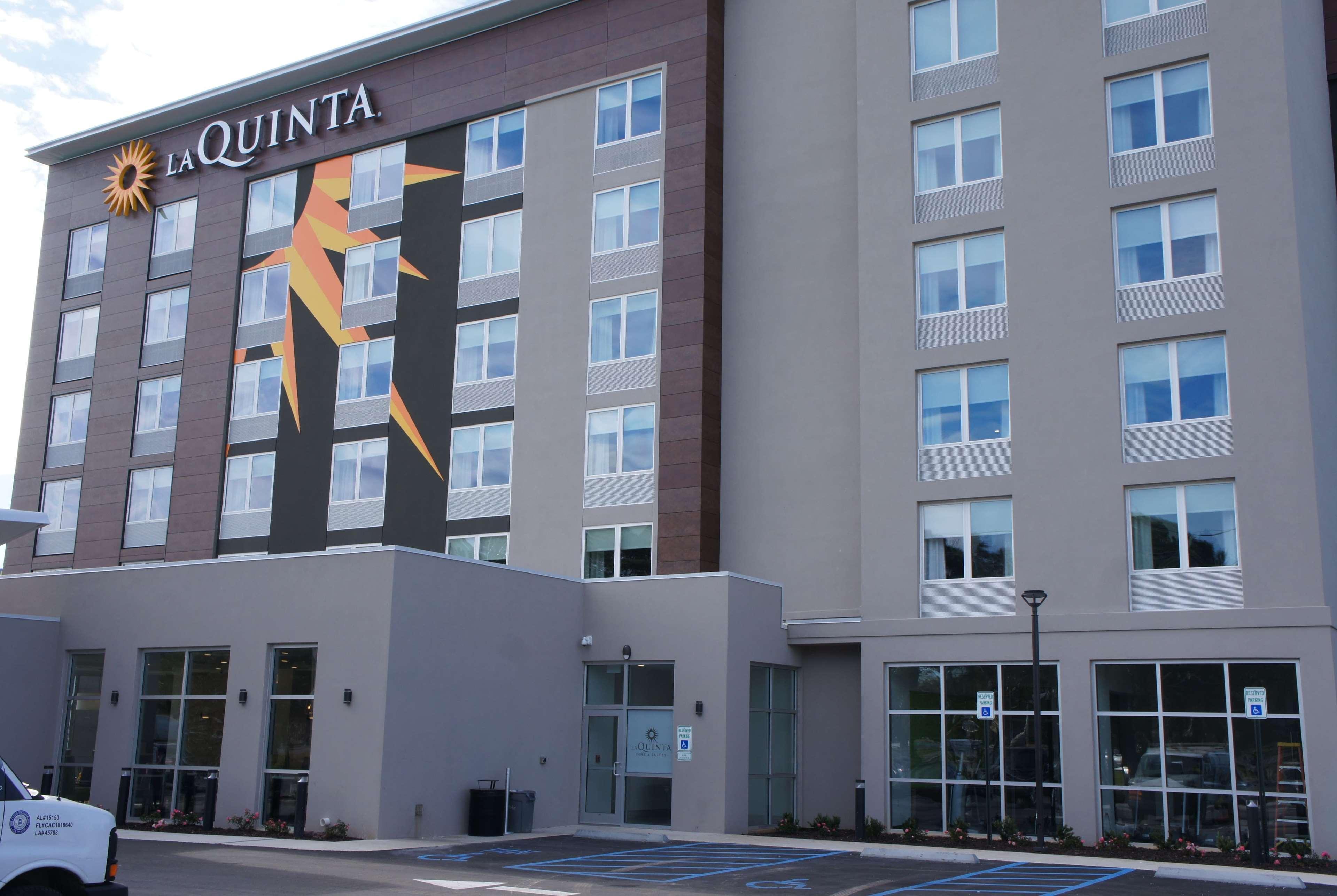 Hotel La Quinta By Wyndham Mobile Exteriér fotografie